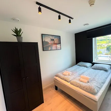 Apartment Budget & Voss