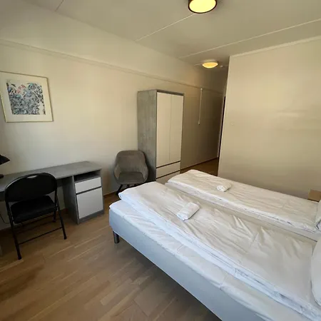 Budget & Apartment