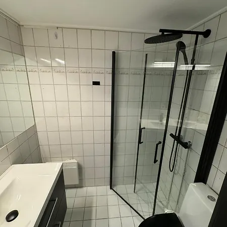 Budget & Apartment *