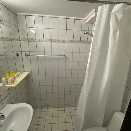 Apartment Budget &