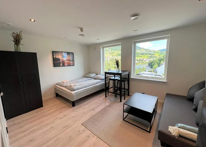 Budget & Apartment *