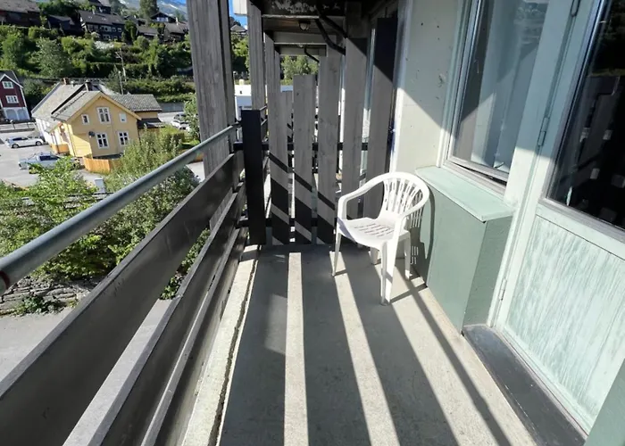 Apartment Budget & Voss